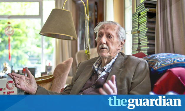 British Sci-Fi Legend Passes Away