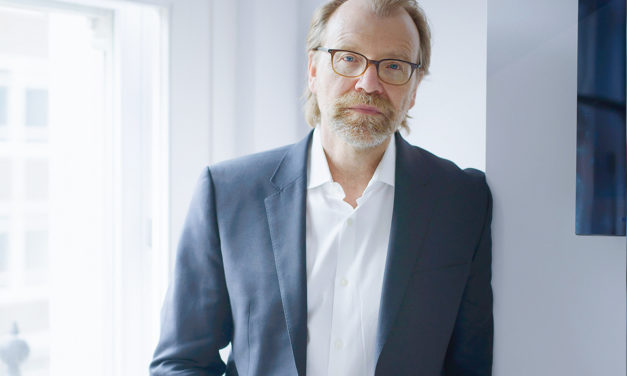 American writer George Saunders Wins the British Man Booker Prize