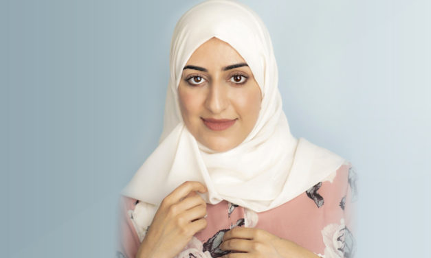 إيمان اليوسف الحاصلة على جائزة الإمارات للرواية: “كتاباتي فضفضةٌ وبحثٌ عن الذات”